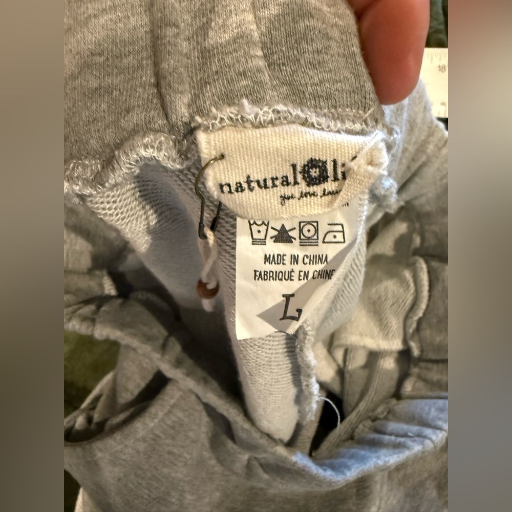 Natural Life Shorts - Picture 5 of 5